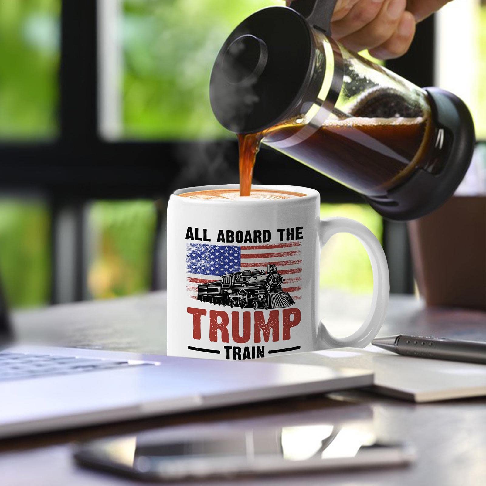 Amazon.co.jp: トランプ 2024 マグカップ - 大統領再選キャンペーンの